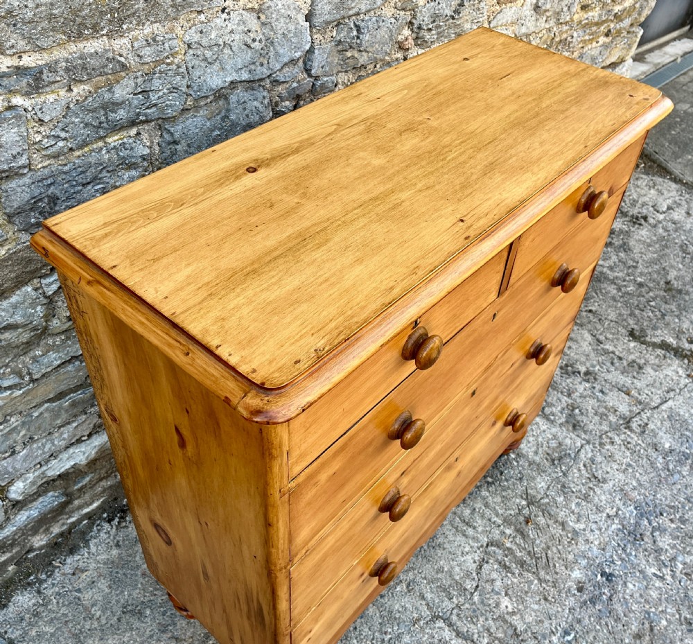 Large Victorian Stripped Pine Chest of Drawers View IX