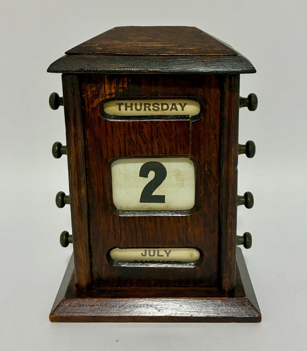Edwardian Oak Perpetual Desk Calendar