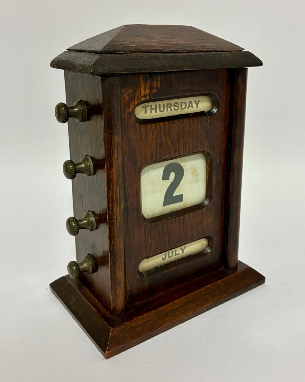 Edwardian Oak Perpetual Desk Calendar View VII