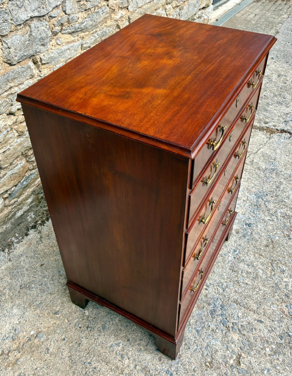 Georgian Mahogany Chest of Drawers View V