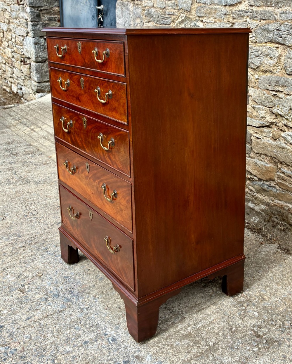 Georgian Mahogany Chest of Drawers View VI