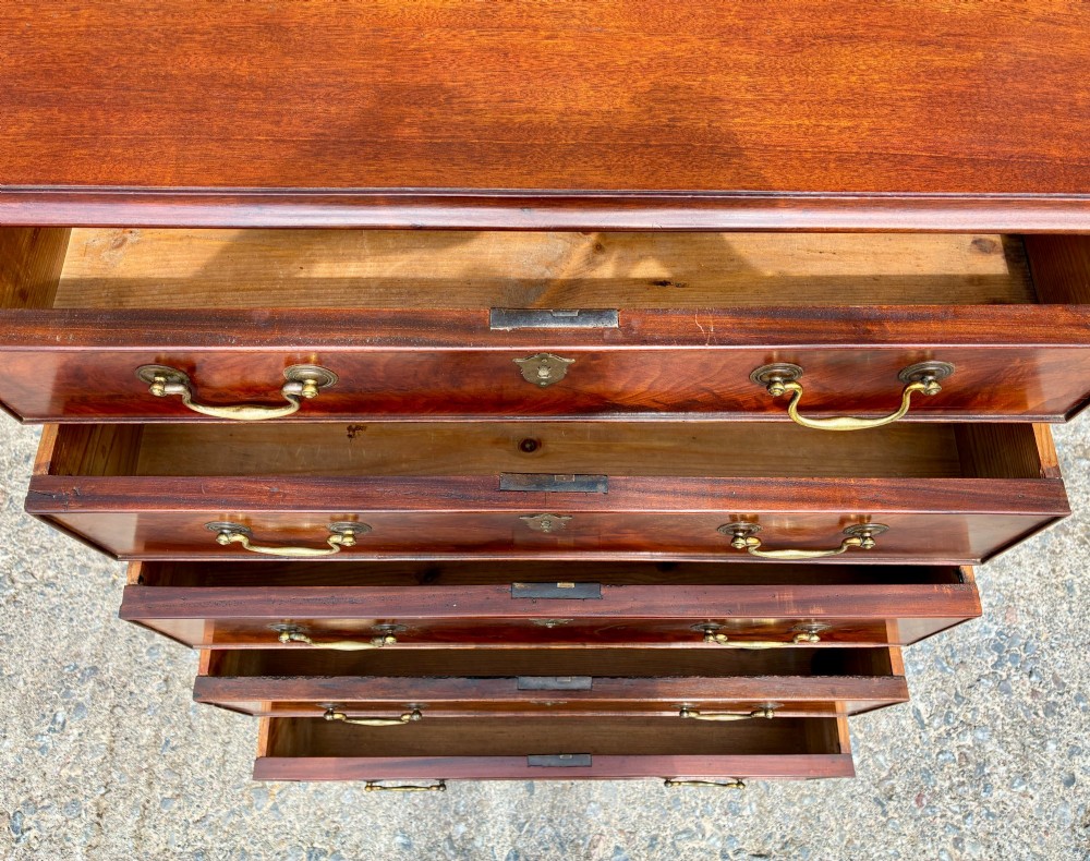 Georgian Mahogany Chest of Drawers View XI
