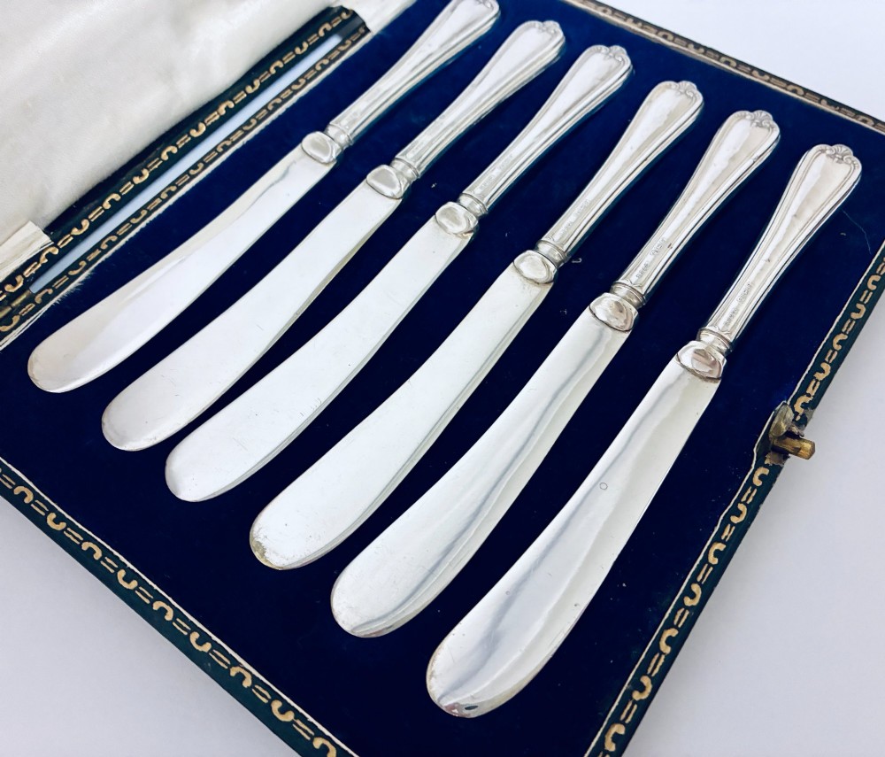 Set of 6 Antique Silver Handled Butter Knives View IV