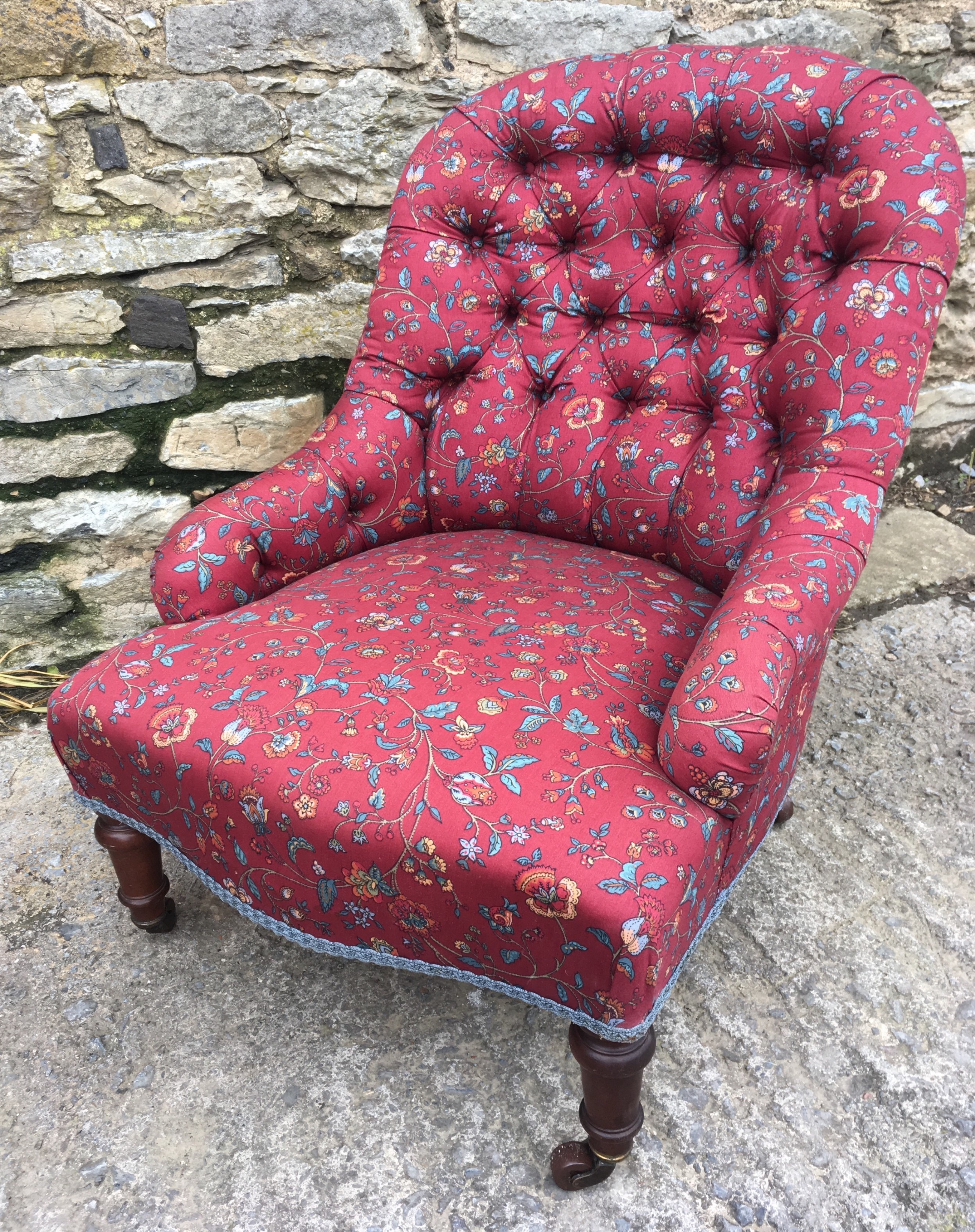 Antique Victorian Button Back Nursing Chair 610601
