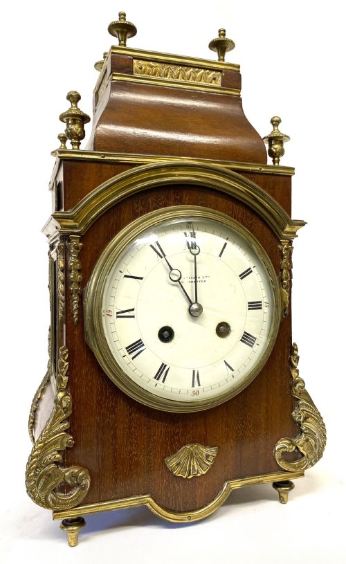 BEAUTIFUL ANTIQUE FRENCH MAHOGANY MANTEL CLOCK WITH ORMOLU MOUNTS AND FINIALS - ADDITIONAL PHOTO 1