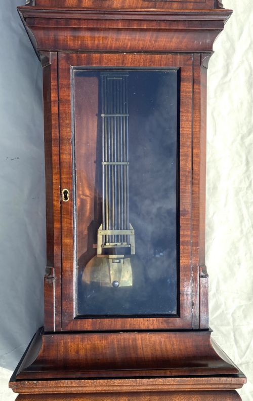 ANTIQUE MAHOGANY WALL BRACKET CLOCK BY VALIANT PARIS WITH PINWHEEL ESCAPEMENT - ADDITIONAL PHOTO 3