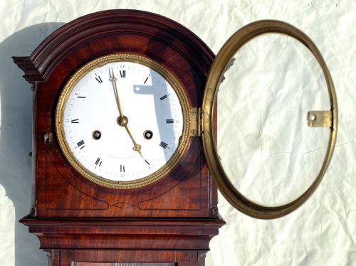 ANTIQUE MAHOGANY WALL BRACKET CLOCK BY VALIANT PARIS WITH PINWHEEL ESCAPEMENT - ADDITIONAL PHOTO 4