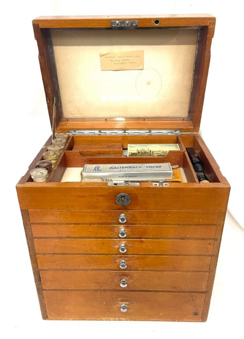 ANTIQUE VINTAGE WOODEN DENTIST APOTHECARY CABINET WITH 6 DRAWERS AND EQUIPMENT - ADDITIONAL PHOTO 6