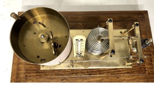 ANTIQUE OAK CASED BAROGRAPH WITH THERMOMETER BEVELLED GLASS AND CHART DRAWER - ADDITIONAL PHOTO 11