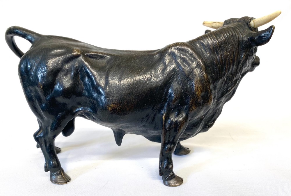 Large Heavy Antique Bronze Figure Of A Bull With Bovine Horns Exquisite Detail View VII