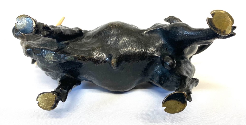 Large Heavy Antique Bronze Figure Of A Bull With Bovine Horns Exquisite Detail View IX
