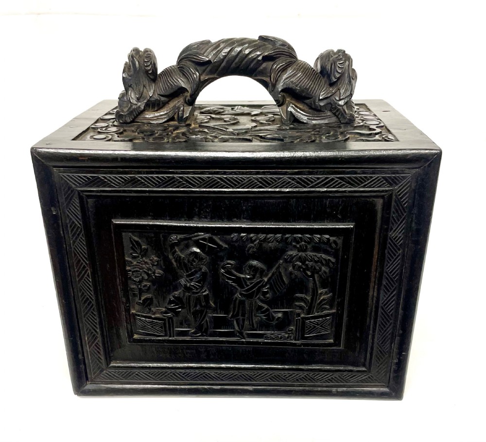 Antique Mah Jong Mahjong Set with Superb Carved Carrying Case & Foo Dogs Handle View II