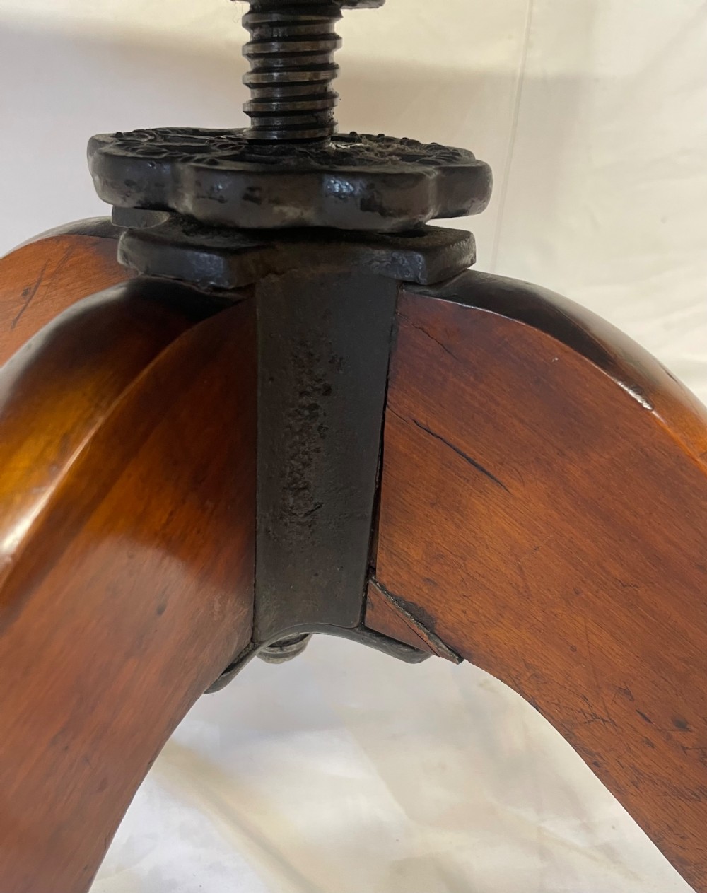 Antique Edwardian Arts & Crafts Walnut ANGUS Office Chair Revolving Swivel Chair View XXIII