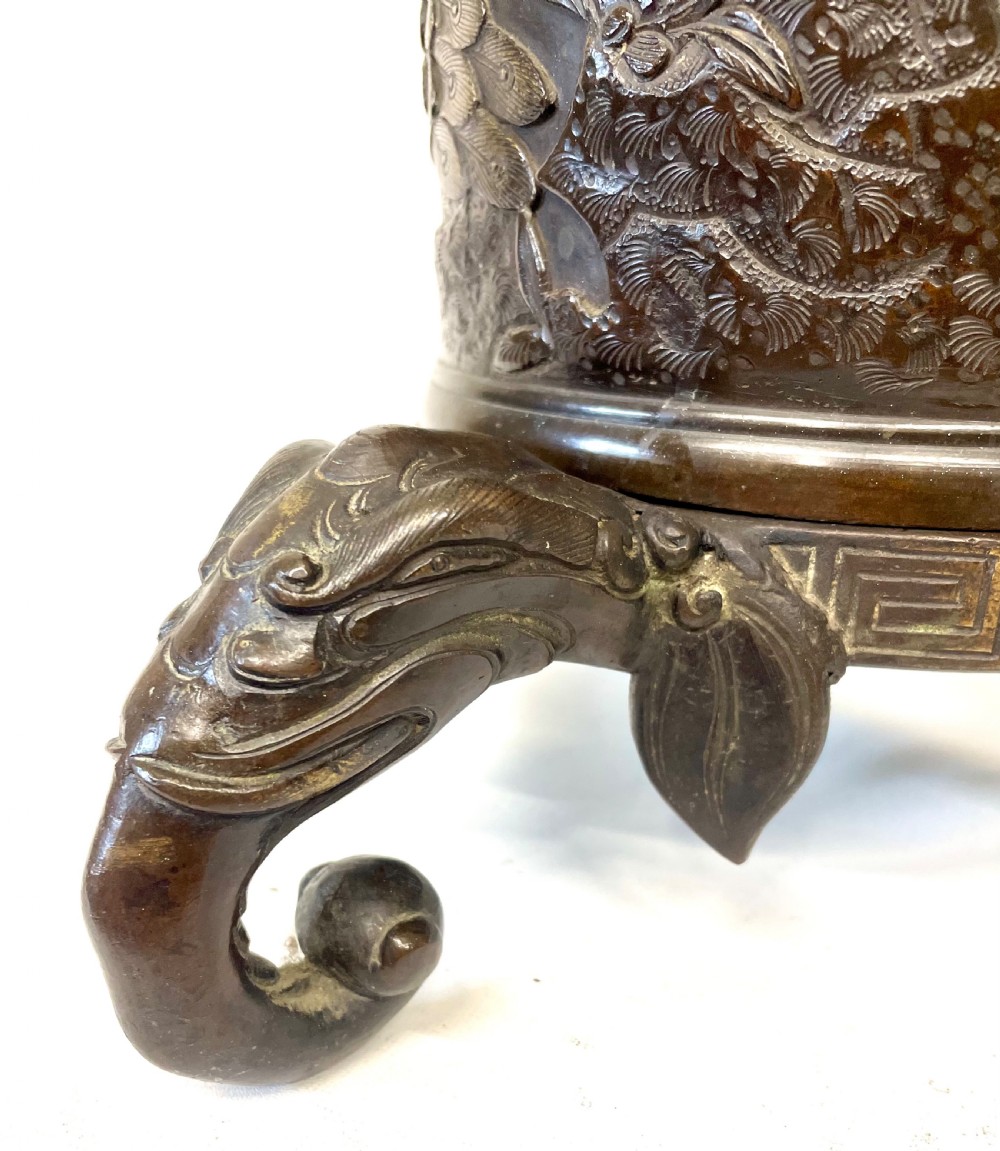 Antique Japanese Meiji Bronze Vase & Stand with Birds & Elephants : 18