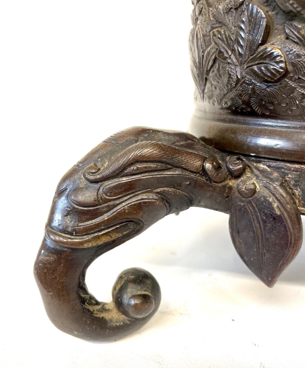 Antique Japanese Meiji Bronze Vase & Stand with Birds & Elephants : 18