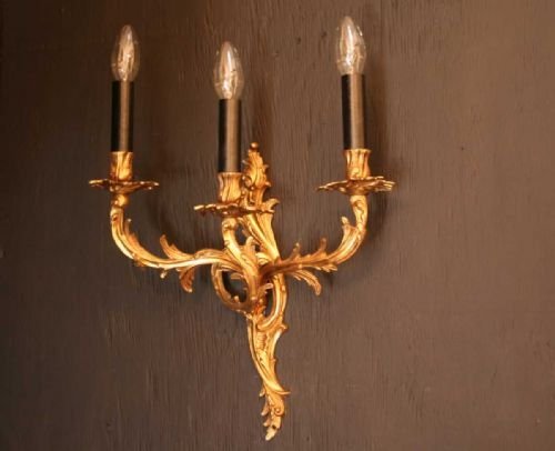 French Pair of Gilded Wall Lights
