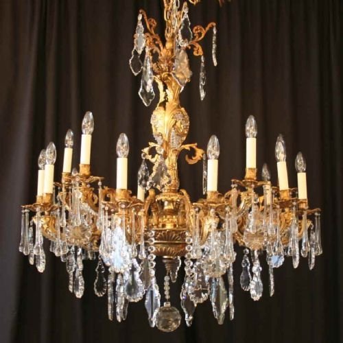 Quality 15 Light Gilded Bronze Chandelier