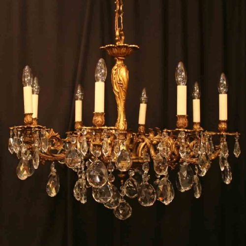 Quality Italian Gilded 8 Light Chandelier