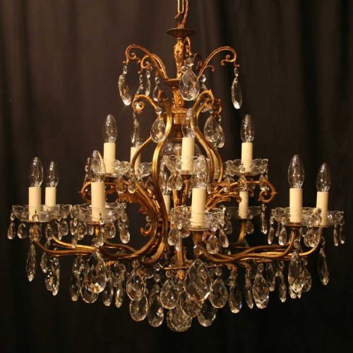 An Italian Gilded 16 Light Antique Chandelier