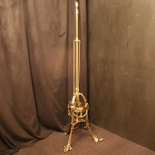 An English Brass Telescopic Antique Standard Lamp