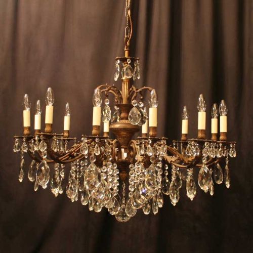 An Italian Gilded 12 Light Antique Chandelier