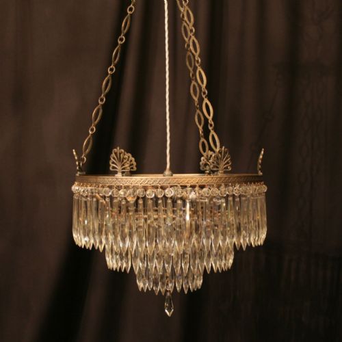 An English Triple Light Antique Bag Chandelier