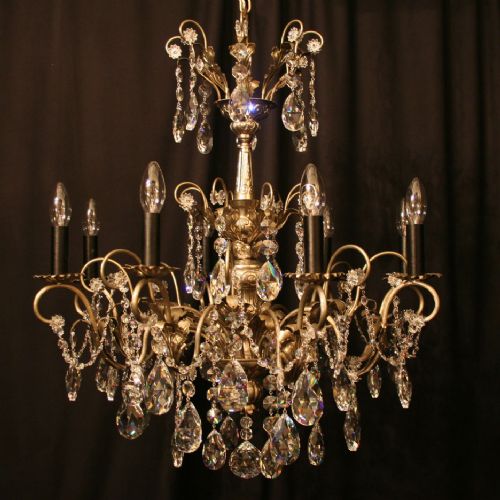 An Italian Genoa 8 Light Antique Chandelier