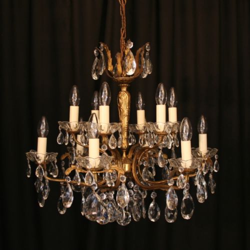 An Italian Gilded 12 Light Antique Chandelier