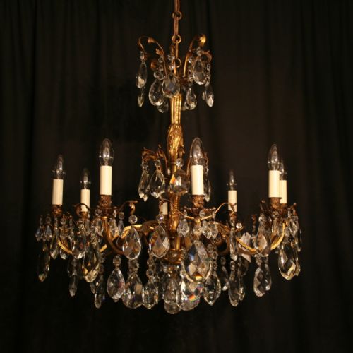 An Italian Gilded Cast Brass 8 Light Antique Chandelier