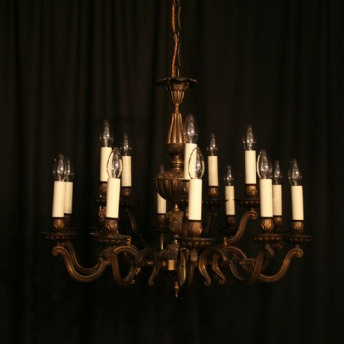 An Italian Cast Brass 15 Light Antique Chandelier
