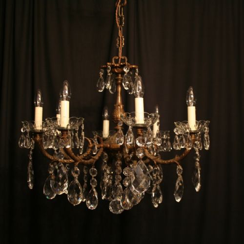 An Italian Gilded Cast Brass 8 Light Antique Chandelier