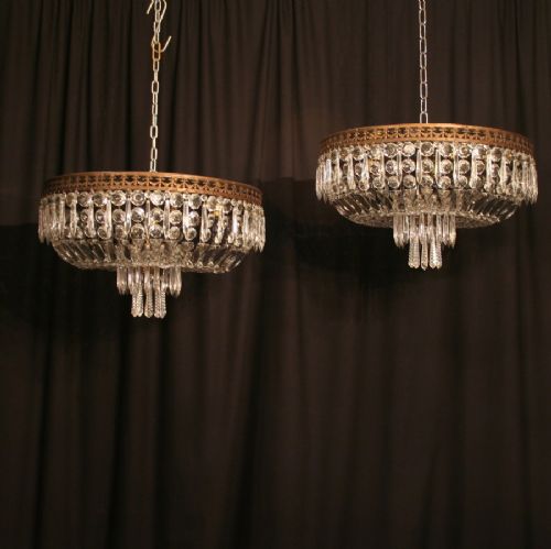 An Italian Pair of 6 Light Antique Chandeliers