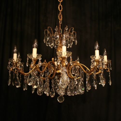 An Italian Gilded Brass & Crystal 10 Light Antique Chandelier