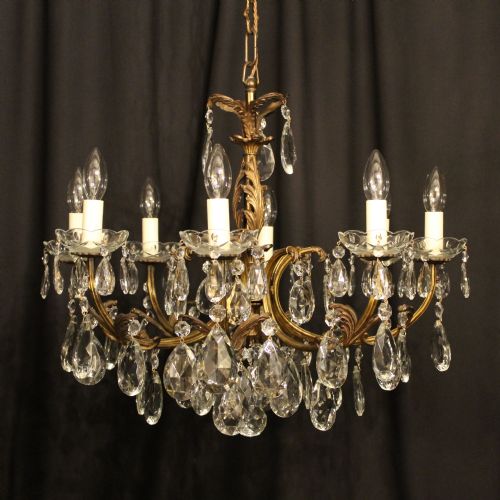 An Italian 8 Light Gilded Antique Chandelier