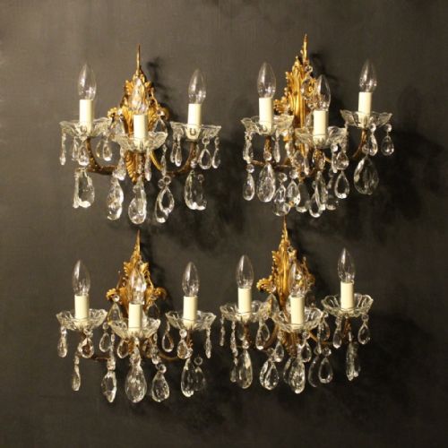 An Italian Set of 4 Gilded Wall Lights