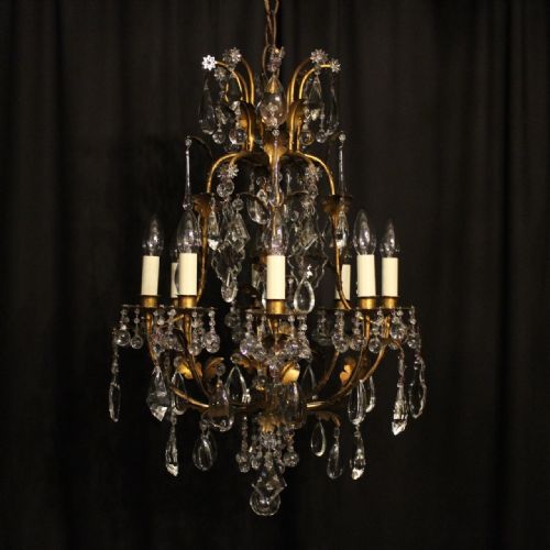 An Italian Florentine 8 Light Antique Chandelier