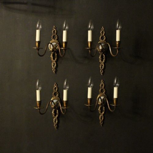 English Set of 4 Gilded Antique Wall Lights