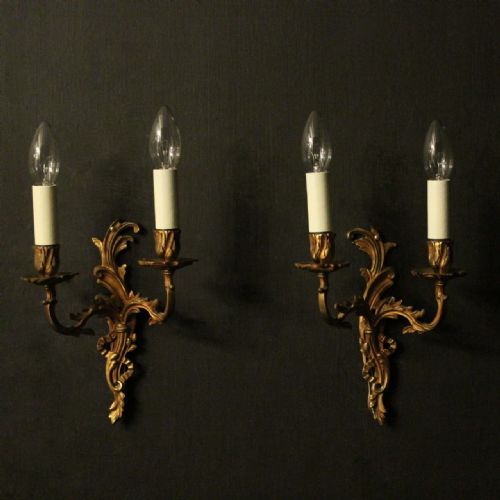 French Pair of Gilded Antique Wall Lights

french Pair of Gilded Antique Wall Lights
