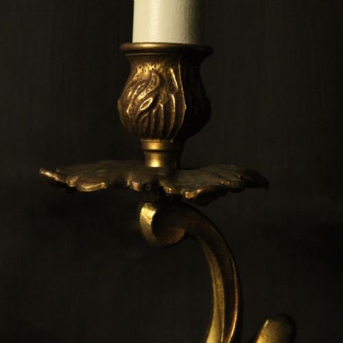 FRENCH PAIR OF GILDED BRONZE ANTIQUE WALL SCONCES - ADDITIONAL PHOTO 4