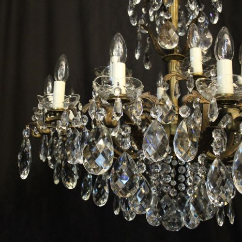 ITALIAN 18 LIGHT DOUBLE TIERED ANTIQUE CHANDELIER - ADDITIONAL PHOTO 1