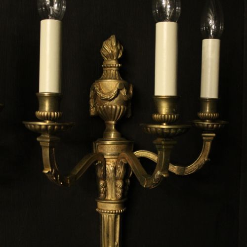 FRENCH PAIR OF GILDED BRONZE ANTIQUE WALL LIGHTS - ADDITIONAL PHOTO 5