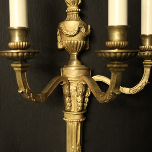 FRENCH PAIR OF GILDED BRONZE ANTIQUE WALL LIGHTS - ADDITIONAL PHOTO 7