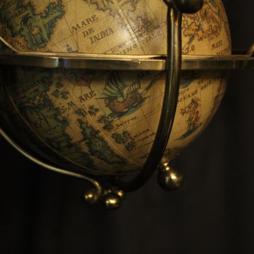 FRENCH GILDED BRASS ATLAS 6 LIGHT CHANDELIER - ADDITIONAL PHOTO 6