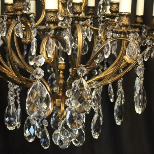 FRENCH GILDED BRONZE CRYSTAL 21 LIGHT ANTIQUE CHANDELIER - ADDITIONAL PHOTO 6