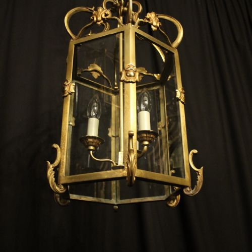 FRENCH GILDED BRONZE TRIPLE LIGHT ANTIQUE HALL LANTERN - ADDITIONAL PHOTO 5