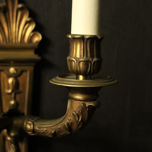 FRENCH 19TH CENTURY PAIR OF GILDED BRONZE TWIN ARM ANTIQUE WALL LIGHTS - ADDITIONAL PHOTO 3