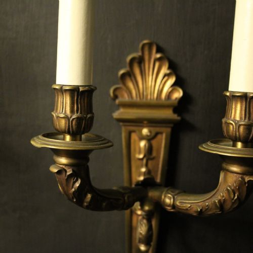 FRENCH 19TH CENTURY PAIR OF GILDED BRONZE TWIN ARM ANTIQUE WALL LIGHTS - ADDITIONAL PHOTO 5