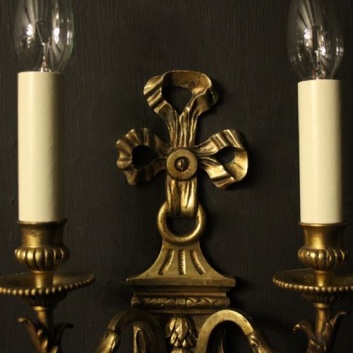 FRENCH PAIR OF GILDED BRONZE ANTIQUE WALL LIGHTS - ADDITIONAL PHOTO 3