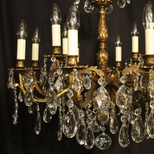 ITALIAN 12 LIGHT GILDED BRONZE ANTIQUE CHANDELIER - ADDITIONAL PHOTO 1