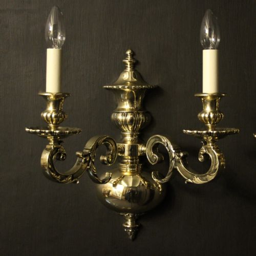ENGLISH PAIR OF BRASS TWIN ARM ANTIQUE WALL LIGHTS - ADDITIONAL PHOTO 1